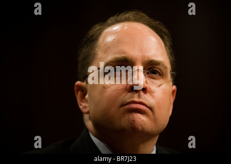 D. Kyle Sampson bezeugt vor dem Justizausschuss des Senats über Alberto Gonzaless wissen von Rechtsanwalt Zündungen Stockfoto