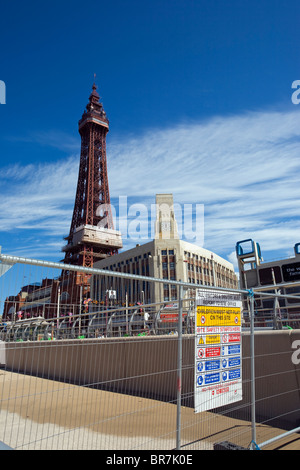 Baustelle für die neue Promenade und Küstenschutz am Strand von Blackpool Stockfoto