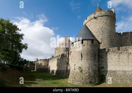 Die Stadtmauer von Carcassonne Languedoc-Roussillon, Frankreich Stockfoto