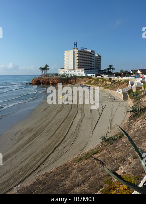 La Zenia Hotel und Strand an der Costa Blanca Stockfoto