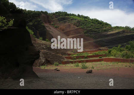 Croscat öffnen Volcanic Zone-Nationalpark Vulkan in der Nähe von Olot in La Alta Garrotxa Comarca Girona Provinz Katalonien Spanien Stockfoto