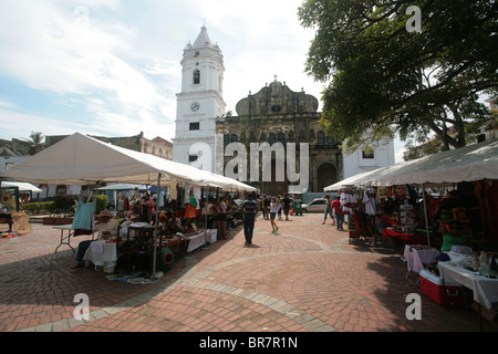 Markt am Plaza Catedral, Casco Antiguo, Panama City, Panama. Stockfoto