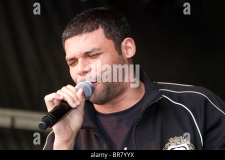 Rodrigo Vieira aka Mc Marechal. Menschen in und den Karneval zu feiern der Perth Concert Hall 5. Geburtstag Perths 800 feiern, Perthshire, Scot Stockfoto