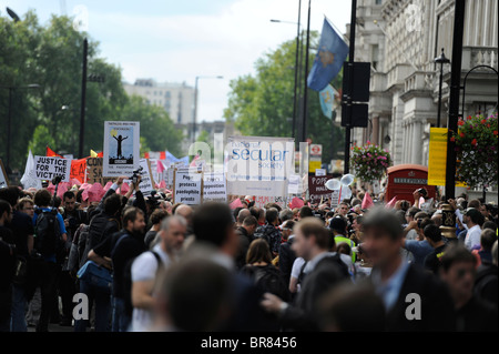 Demonstranten gegen Staat Besuch von Papst Benedikt in London Stockfoto