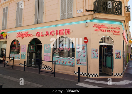 Französische Ice Cream Shop Stockfoto