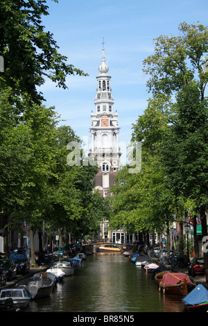 Kanal im Vorfeld der Zuiderkerk-Amsterdam, Niederlande, Holland Stockfoto