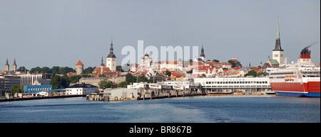 Blick vom der Tallinn-Bucht, in der Altstadt von Tallinn Stockfoto