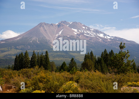 Mount Shasta California Teil der Cascade Mountain Range Stockfoto