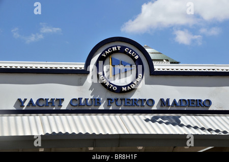 Vorderseite des Yacht Club, Buenos Aires, Argentinien Stockfoto