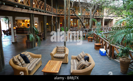 Chobe Marina Lodge befindet sich auf der Botswana Chobe River in der Nähe von Victoria Falls. Stockfoto