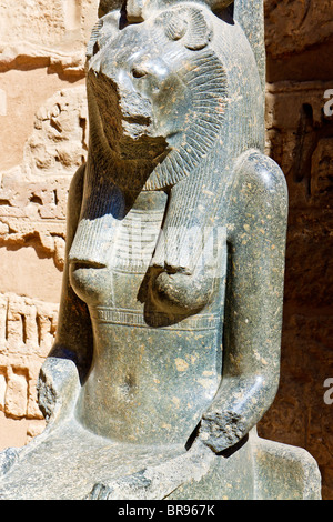 Ägypten Medinet Habu Statue Göttin Sekhmet Stockfoto