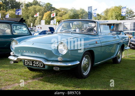 Hervorragendes Beispiel für einen Renault Caravelle Oldtimer restauriert oder umsorgt Stockfoto