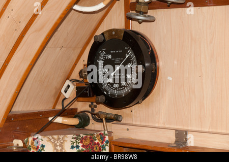 U-Boot-Tiefe messen, HMS Bündnis, Royal Navy-u-Boot-Museum, Gosport, Portsmouth, UK Stockfoto