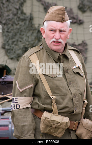 Gruß an den 1940er Jahren mit Nachstellungen des zivilen Lebens im zweiten Weltkrieg und die Rettung der Armee bei Dünkirchen Stockfoto