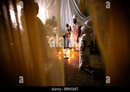 Eine Santeria-Zeremonie in New York City am Sonntag, 15. Juli 2007. Stockfoto