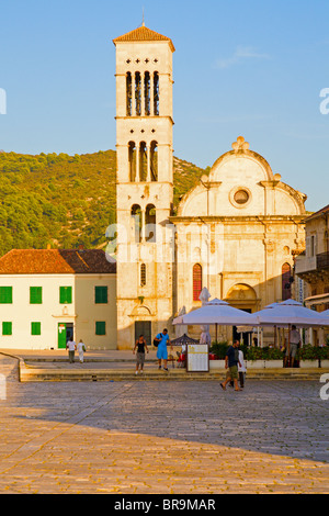 Marktplatz in Hvar, Kroatien Stockfoto