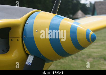 Ein Fuji FA200 Aero Subaru einmotorigen Kunstflug Flugzeug Propeller Gondel und Luft-Aufnahme Stockfoto