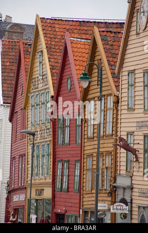 Norwegen, Hordaland, Bergen. Zweitgrößte Stadt Norwegens. Historischen Bryggen (The Wharf) Bereich, UNESCO, mittelalterlichen Holzbauten. Stockfoto