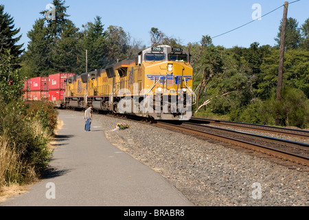 Union Pacific Railroad Container Güterzug in Tacoma WA USA Vereinigte Staaten von Amerika Stockfoto