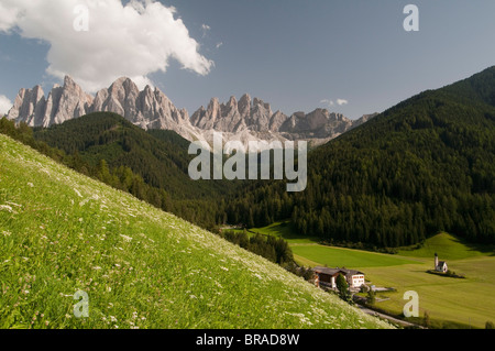 Geisler Gruppe, Villnösser Tal (Villnoss), Dolomiten, Trentino Alto Adige, South Tyrol, Italien, Europa Stockfoto