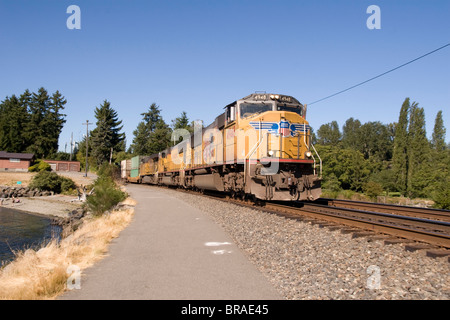 Union Pacific Railroad Container Güterzug in Tacoma WA USA Vereinigte Staaten von Amerika Stockfoto