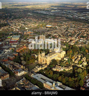 Luftbild von Peterborough Kathedrale und Stadt, Peterborough, Cambridgeshire, England, Vereinigtes Königreich, Europa Stockfoto