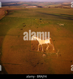 Luftaufnahme von Alton Barnes White Horse, Alton Barnes, Wiltshire, England, Vereinigtes Königreich, Europa Stockfoto