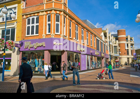 Monsun Bekleidungsgeschäft Clarence Street Kingston Upon Thames, Surrey England Stockfoto