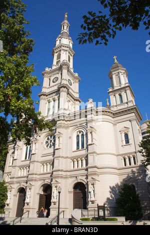 Kathedrale des Allerheiligsten in der Innenstadt von Sacramento, Kalifornien, Vereinigte Staaten von Amerika, Nordamerika Stockfoto