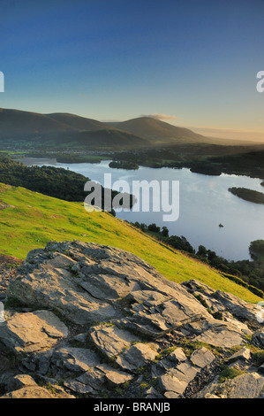 Blick vom Cat Glocken über Derwent Water in Richtung Blencathra im englischen Lake District Stockfoto