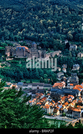 Leben in Deutschland in Heidelberg die alte Universitätsstadt von oben in Deutschland Stockfoto