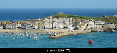 St. Ives Stadt Panorama Blick auf den Hafen, Cornwall UK. Stockfoto