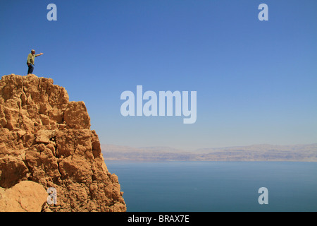 Israel, einen Blick auf das Tote Meer von Ein Gedi Stockfoto