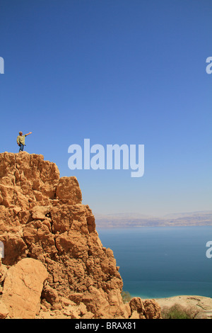 Israel, einen Blick auf das Tote Meer von Ein Gedi Stockfoto