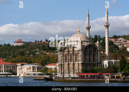 Ortakoy-Moschee. Istanbul. Turkei Stockfoto