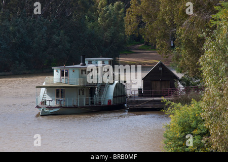 Festgemachten Raddampfer in der Nähe der historischen Fluss Hafen von Echuca am Murray River in Victoria Stockfoto