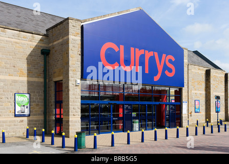 Currys Superstore, großen nördlichen Retail Park, Leeds Road, Huddersfield, West Yorkshire, England, Vereinigtes Königreich Stockfoto