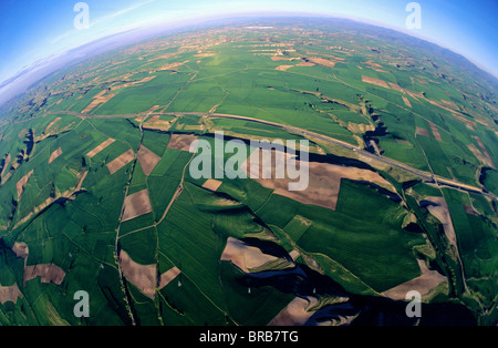 Luftaufnahme von Autobahn Bilbao-Burgos. Bureba Region. Burgos. Spanien Stockfoto