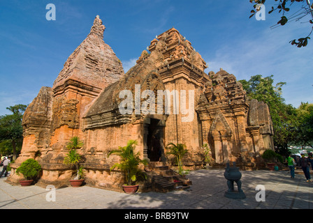 Po Nagar Cham Towers, Nha Trang, Vietnam, Indochina, Südostasien, Asien Stockfoto