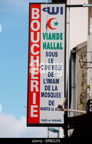 Hallal Metzgerei Zeichen, Malakoff, Hauts de Seine, Frankreich Stockfoto