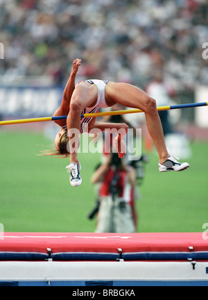 Weiblich-Hochspringerin löscht Bar auf ihren Sprung Stockfoto