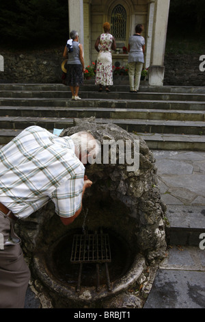 Auch bei la Fontaine Benite Heiligtum, La Roche-Sur-Foron, Haute Savoie, Frankreich Stockfoto