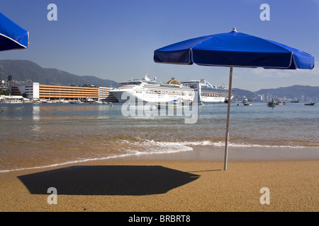 Tlacopanocha Strand in Altstadt Acapulco, Bundesstaat Guerrero, Mexiko Stockfoto