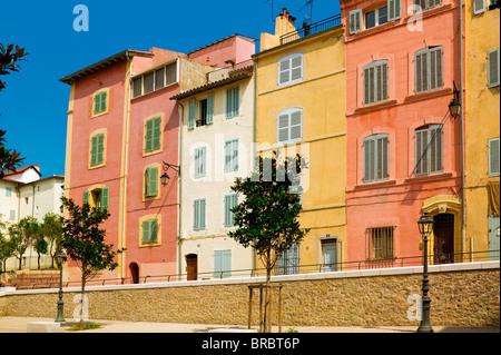 PLACE DU ZUFLUCHT, LE PANIER BEZIRK, MARSEILLE, FRANKREICH Stockfoto