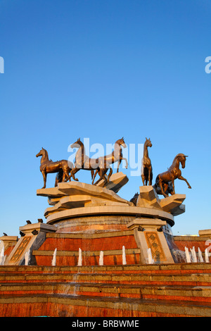 Turkmenistan - Aschgabat - Berzengi - das Denkmal für 10 Jahre Unabhängigkeit Stockfoto