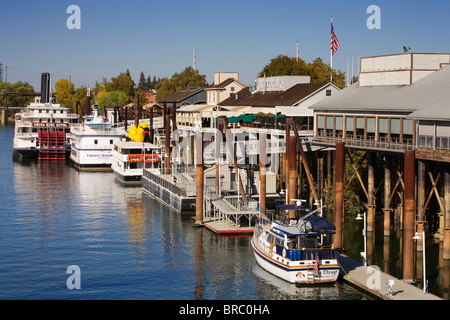 Altstadt und Sacramento River, Sacramento, Kalifornien, USA Stockfoto