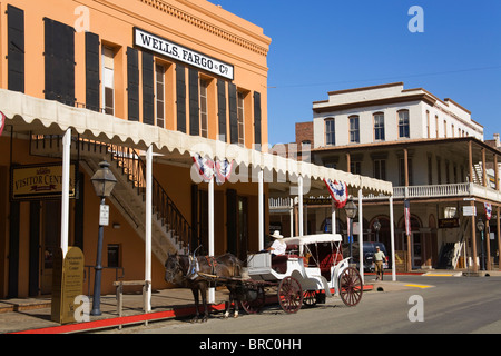 Pferd und Wagen in Old Town Sacramento, Kalifornien, USA Stockfoto