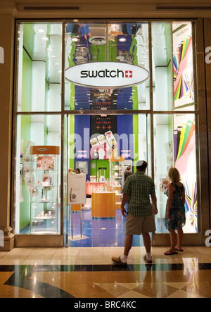 Einreisende einen Swatch-Uhren-Shop, shops Forum, Hotel Caesars Palace, Las Vegas USA Stockfoto