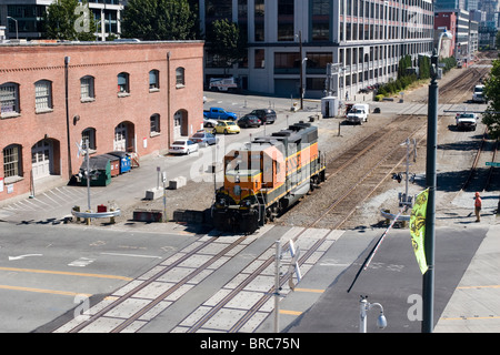 Burlington Northern Santa Fe BNSF Lokomotive in der Innenstadt von Seattle WA USA Stockfoto