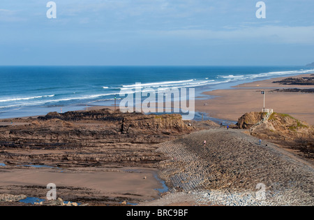 die Wellenbrecher im Summerleaze Beach, Bude, Cornwall, uk Stockfoto